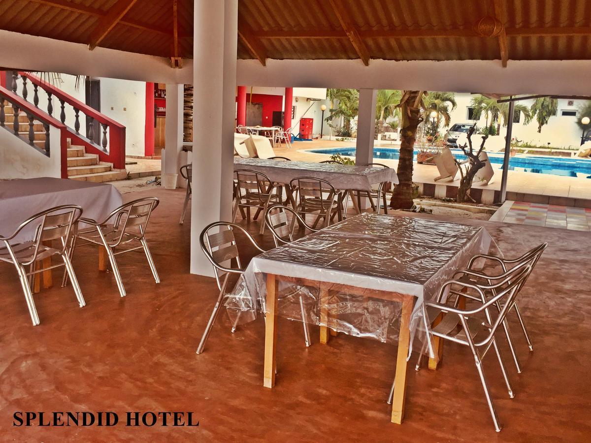 Splendid Inn Assinie Buitenkant foto