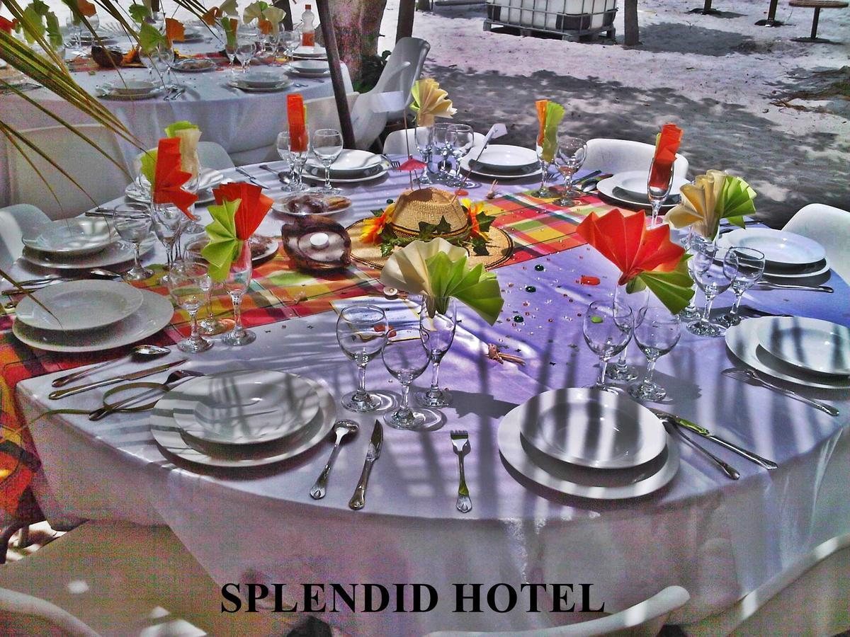Splendid Inn Assinie Buitenkant foto